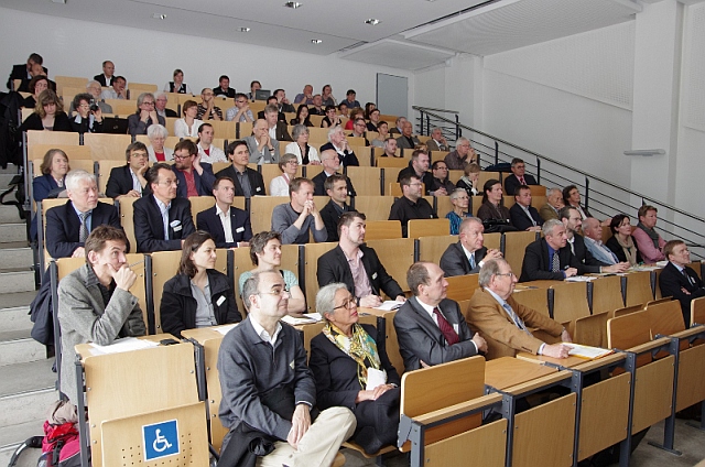 Diskussion über die Satzung | Foto Bernhard Heres