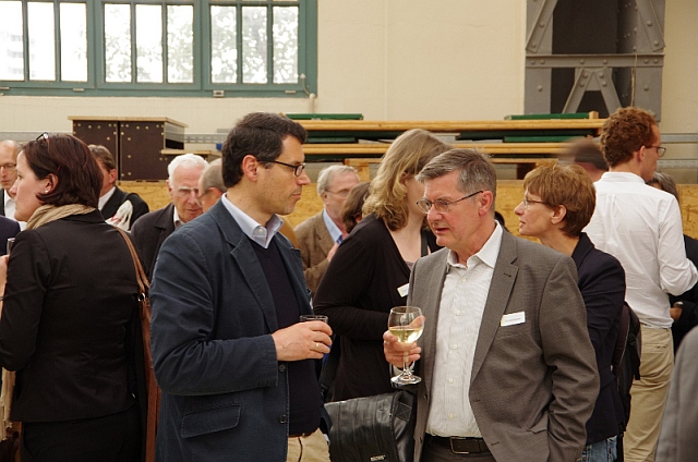 Empfang in der Peter-Behrens-Halle, Antonio Becchi und Andreas Kahlow | Foto Bernhard Heres